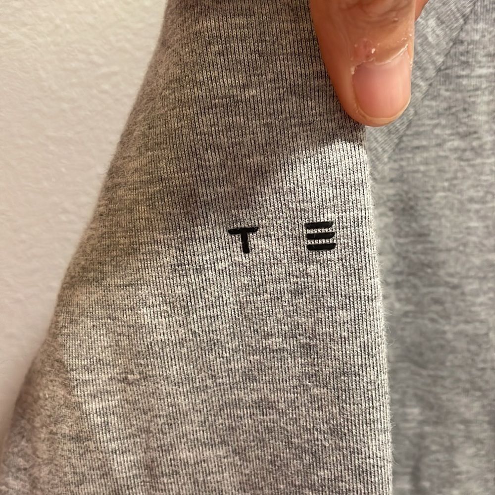 Tesla Woman’s grey zip up sweatshirt - Picture 5 of 15